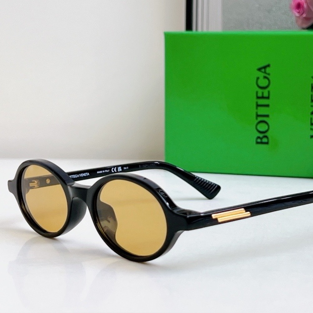 Bottega Veneta Black Sunglasses